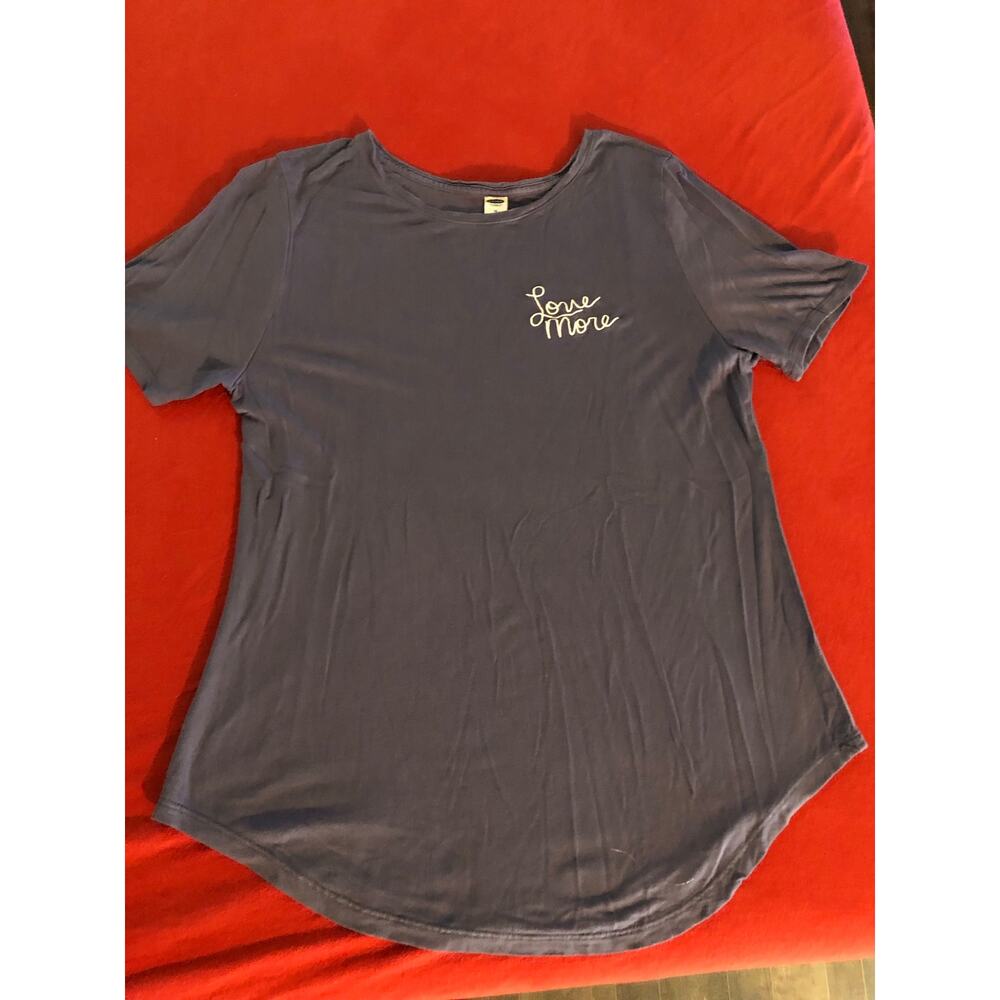Old Navy blue “Love More” short sleeve t-shirt Size Medium